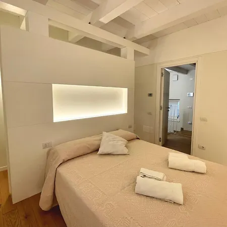 Sardinian Gallery Contrada بوسا